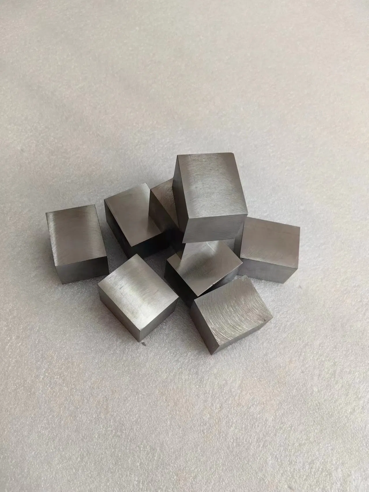 Tungsten Alloy Cylinders Balancing Weights in Racing Car Industry