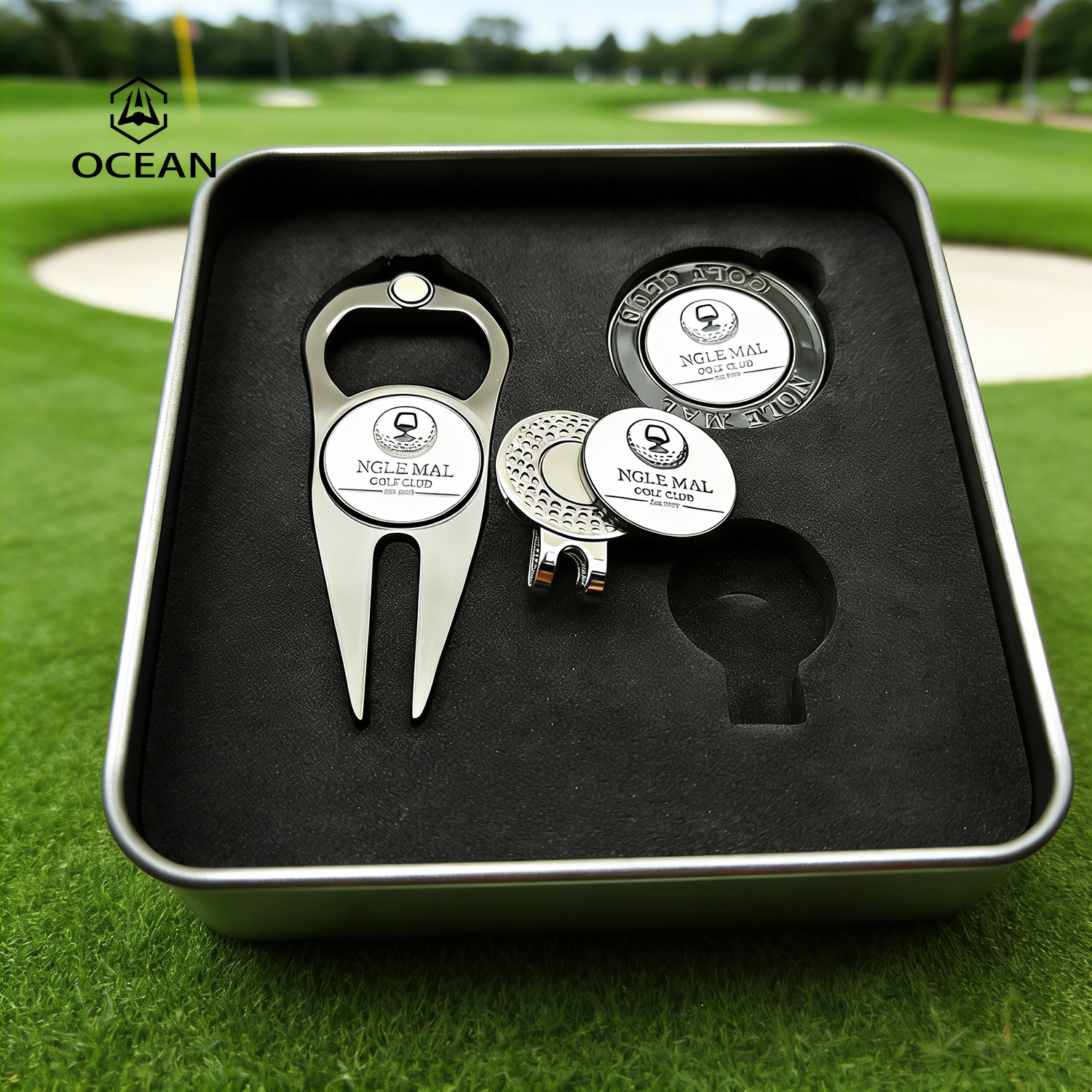 Direct Factory Custom Golf Gift Set Green Divot Repair Tool Hot Sales Golf Poker Chips Custom Logo Low Price Ball Markers