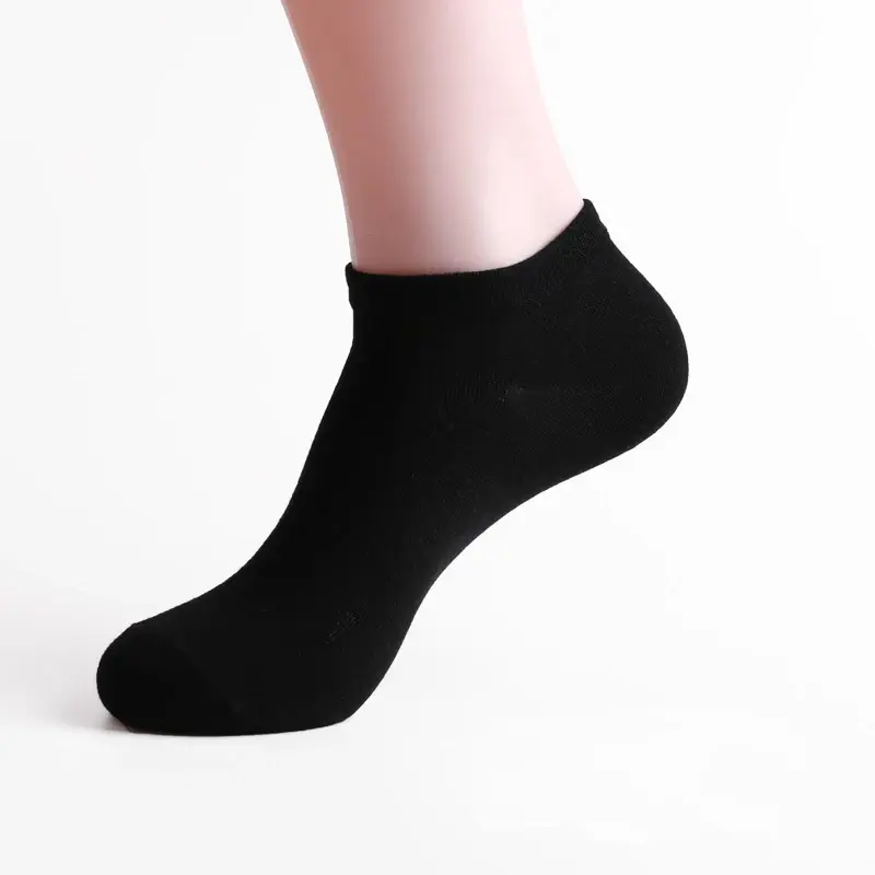 China Cmax Customized Cotton Short Ankle Socks Breathable Fashion Solid Casual Sport Gym Running Socks Male Supplier, Factory