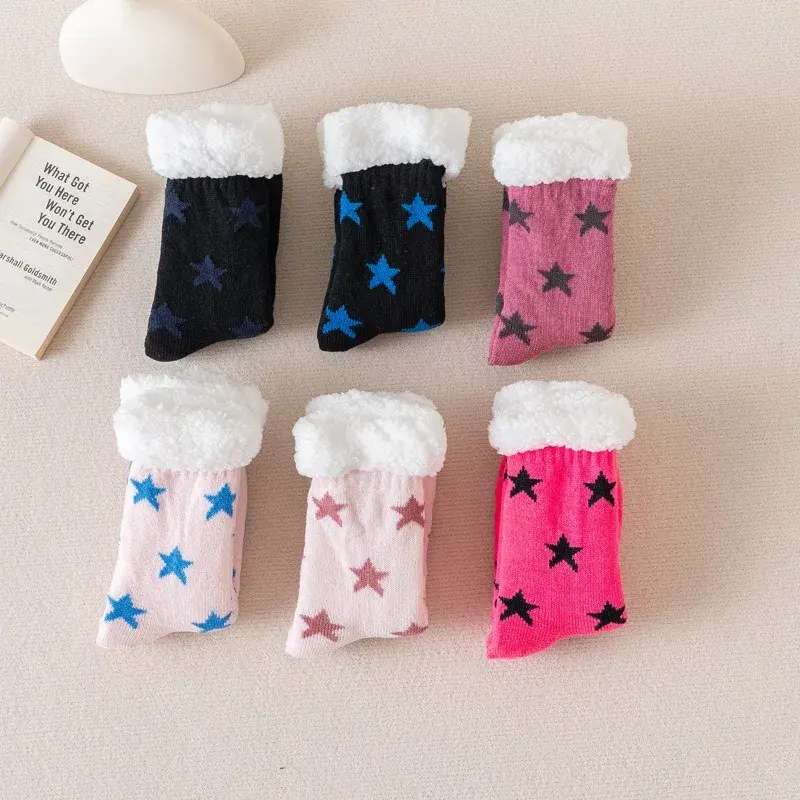 China Women's Indoor Slippers Wholesale Fuzzy Christmas Socks With Grips Thermal Warm Fluffy Character Pattern for Indoor Home Warm Supplier, Factory