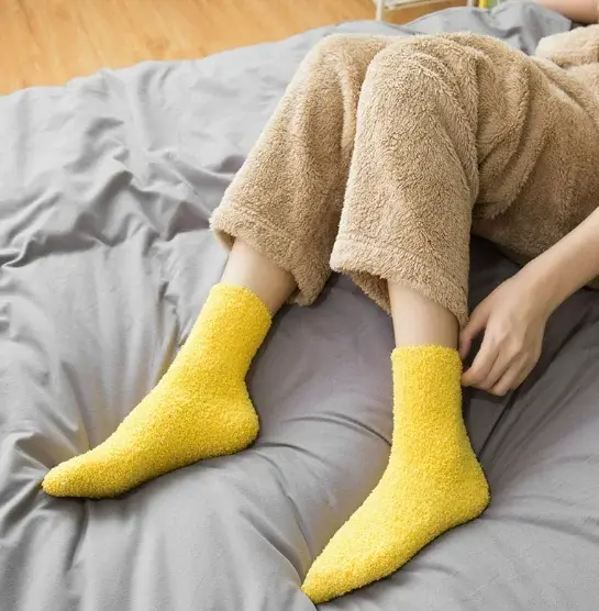 Wholesale Cmax Colorful High Quality Custom Logo Colors Socks Wholesale Warm Cozy Thick Winter Women Socks Soft Home Sleeping Fuzzy Sock Manufacturer, Suppliers
