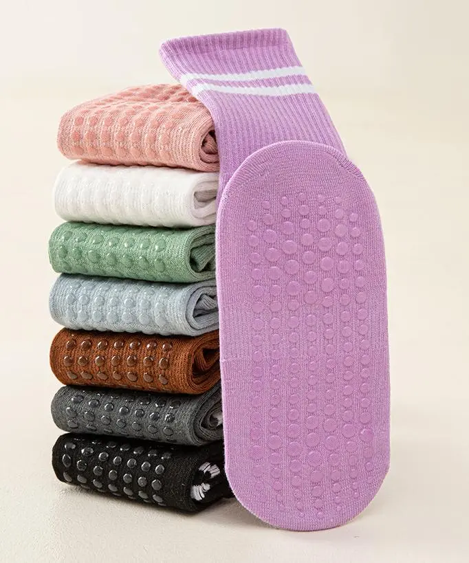 Wholesale Women's yoga sport grip socks Manufacturer, Factories