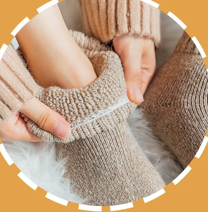 Wholesale Custom Logo Knitted Autumn Winter Thick Thermal Women Merino Sheep Wool Socks