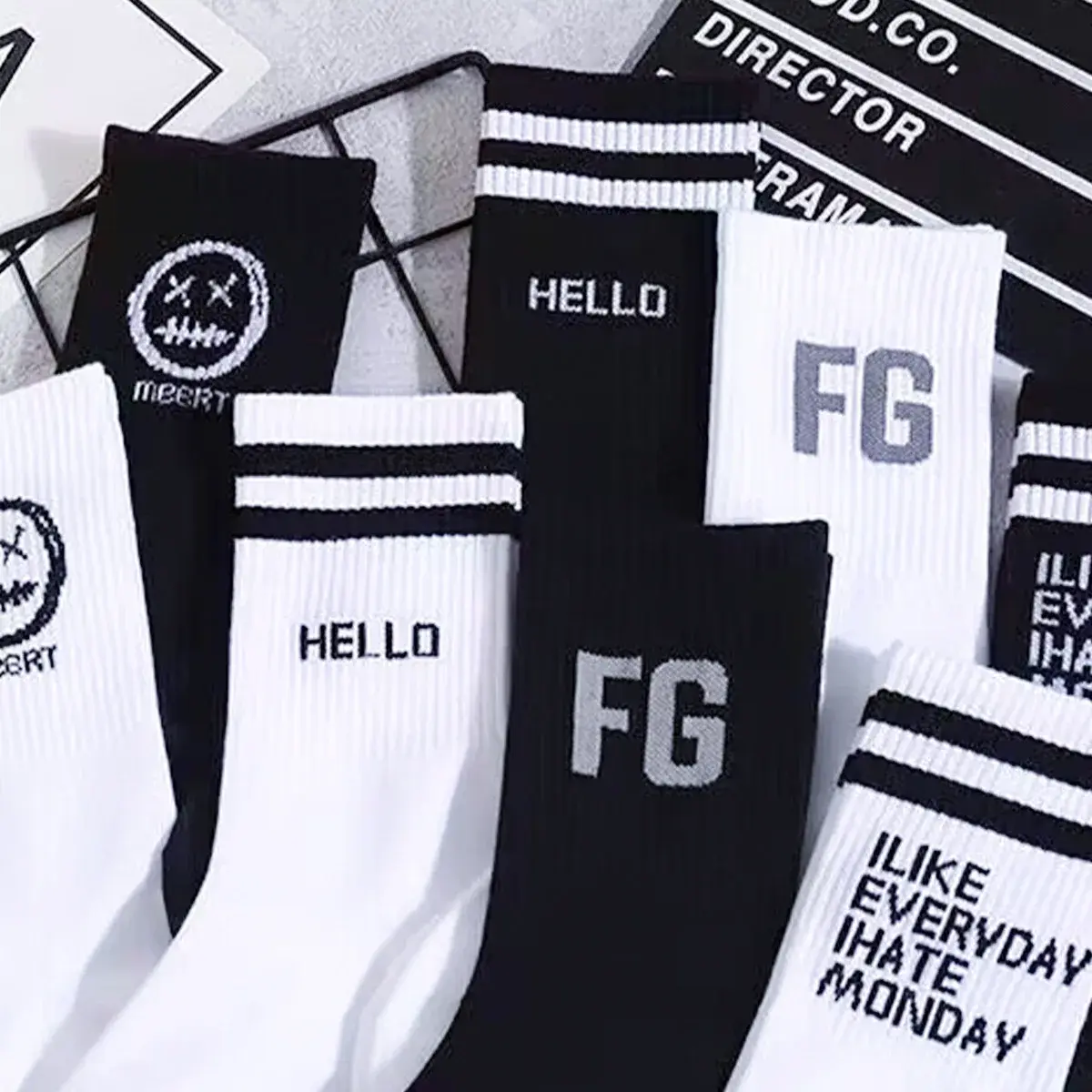 Wholesale Moisture Wicking Cushion Athletic Cotton Polyester Crew Socks Mens Running Sports Elite Basketball Sports Socks