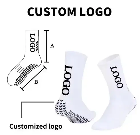 Wholesale Cmax  Men's Anti Slip Crew Athletic Sport Grip Socks Custom Logo Non-Slip Bottom Anti Odor for Soccer and Football Manufacturers, Supplier