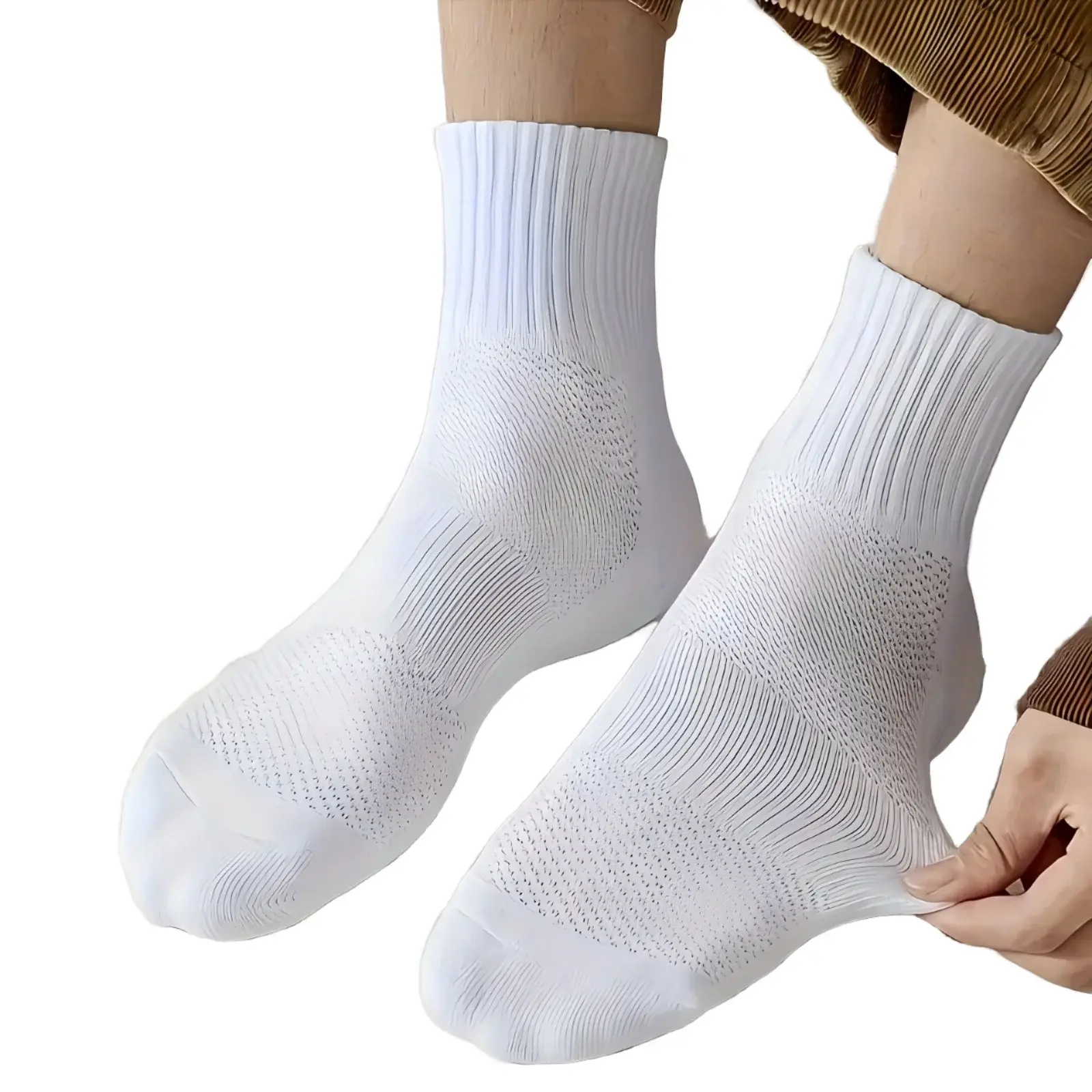 Wholesale Men's Summer Outdoor Fitness Running Sport Socks White Football Soccer Terry Towel with Ankle Grip Knitted Bottom Logo