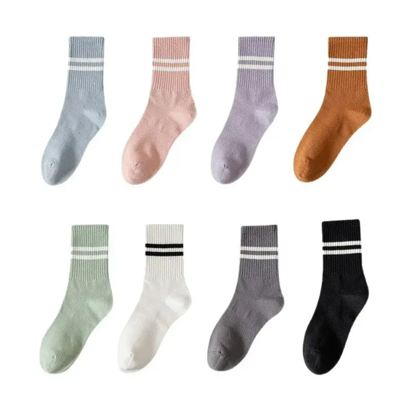 China Custom Design Anti Slip Women Sport Socks Custom Logo Cute Embroidery Gym Yoga Pilates Grip Socks Manufacturer, Factory