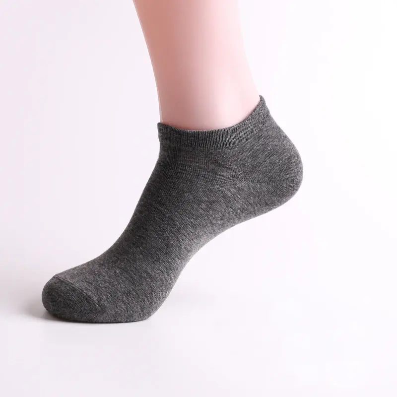 China Cmax Customized Cotton Short Ankle Socks Breathable Fashion Solid Casual Sport Gym Running Socks Male Supplier, Factory