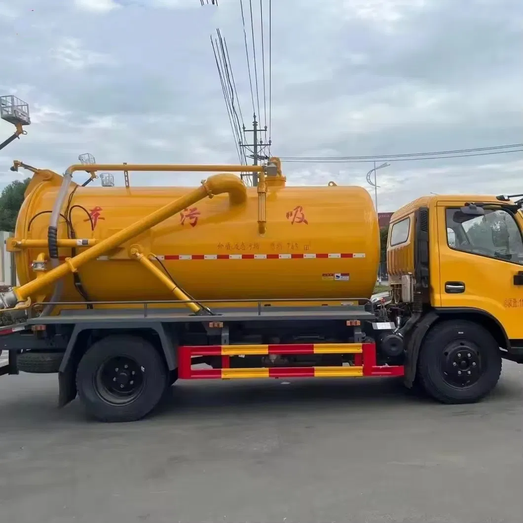 Light Duty HOWO 4X2 6X4 8X4 6 Wheels 2 Axles Manual Diesel Suction Sewage &amp; Cleaning Truck