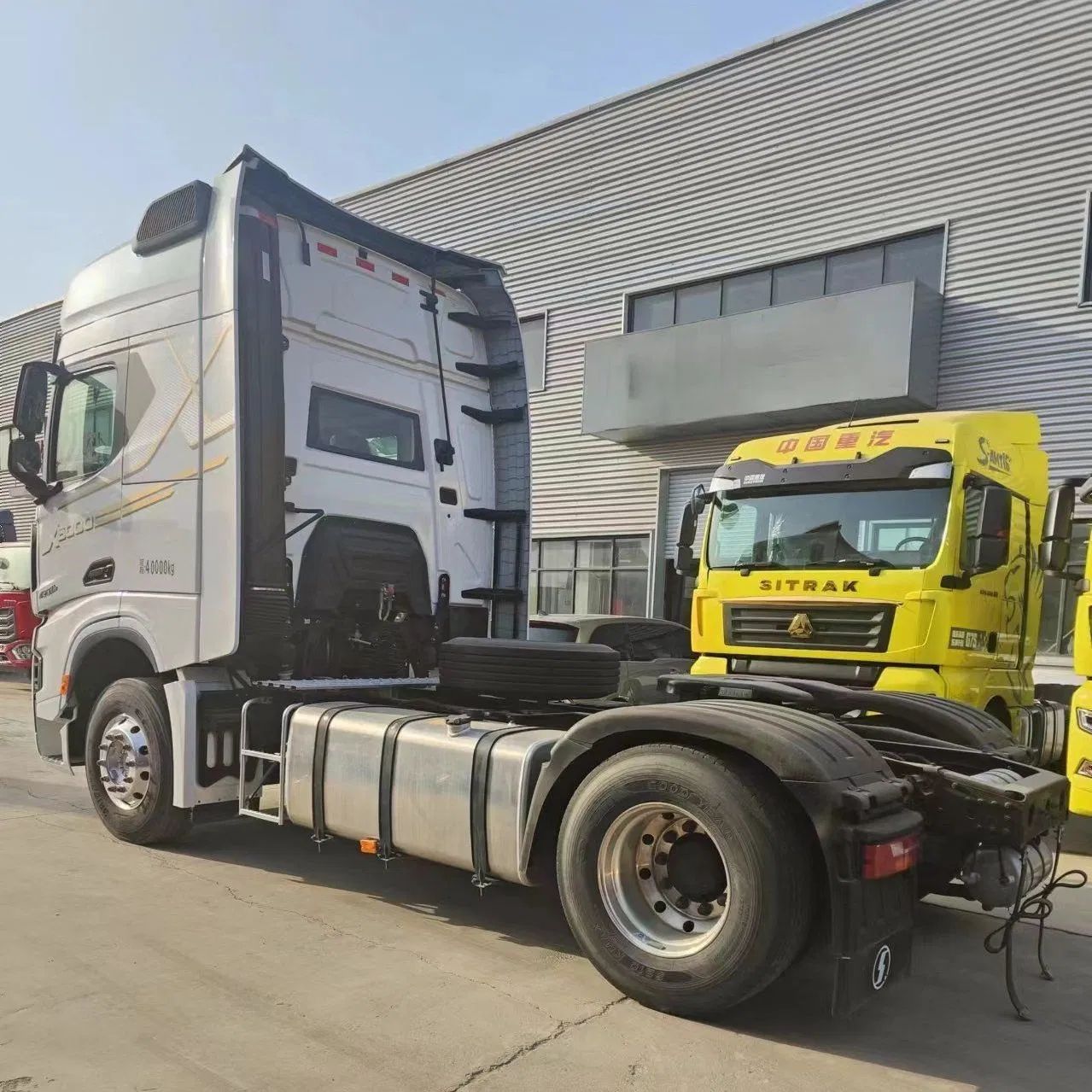 X6000 Shacman 4*2 X6000 Top Quality 430HP New Transport Commercial Tractor Truck