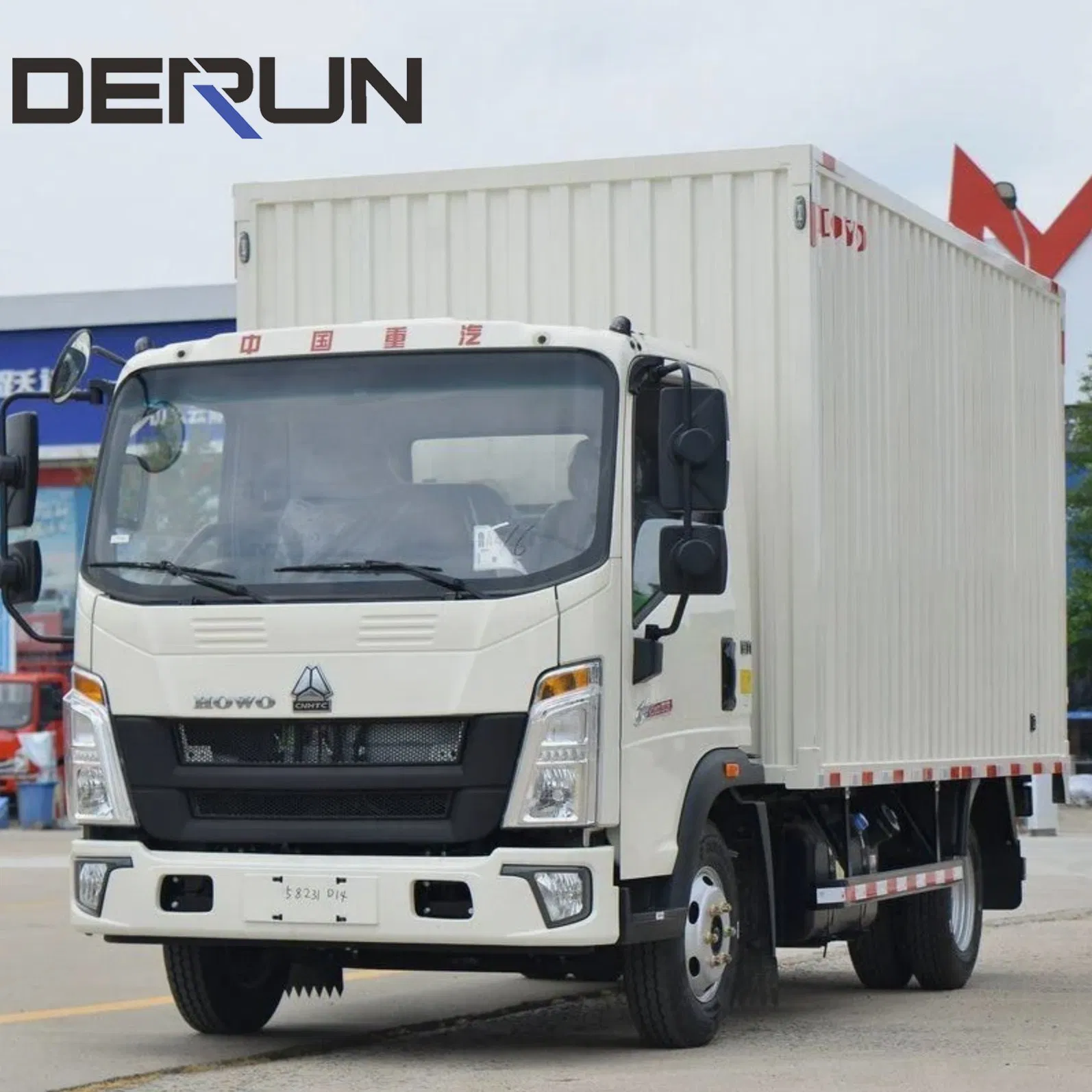 Sinotruk HOWO Light 5tons Van Cargo Truck for Sale