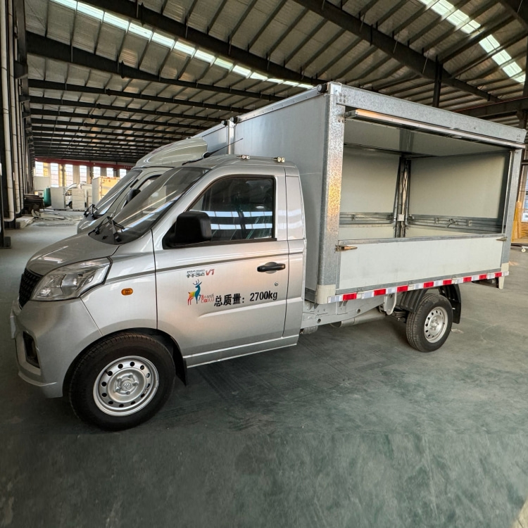 Foton Xiangling 4X2 86/91/112/122/143HP Entry-Level Light Micro Truck Minitruck Startup First Choice Urban Rural Distribution Narrow Alley Passing Stall Economy