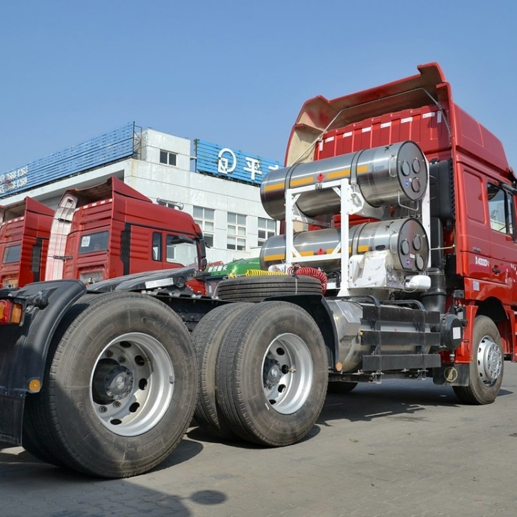 Shacman F3000 6X4 Tractor Truck 430HP Cost-Effective Classic Heavy Duty High Performance Reliable Long-Distance Transport Affordable Commercial Truck