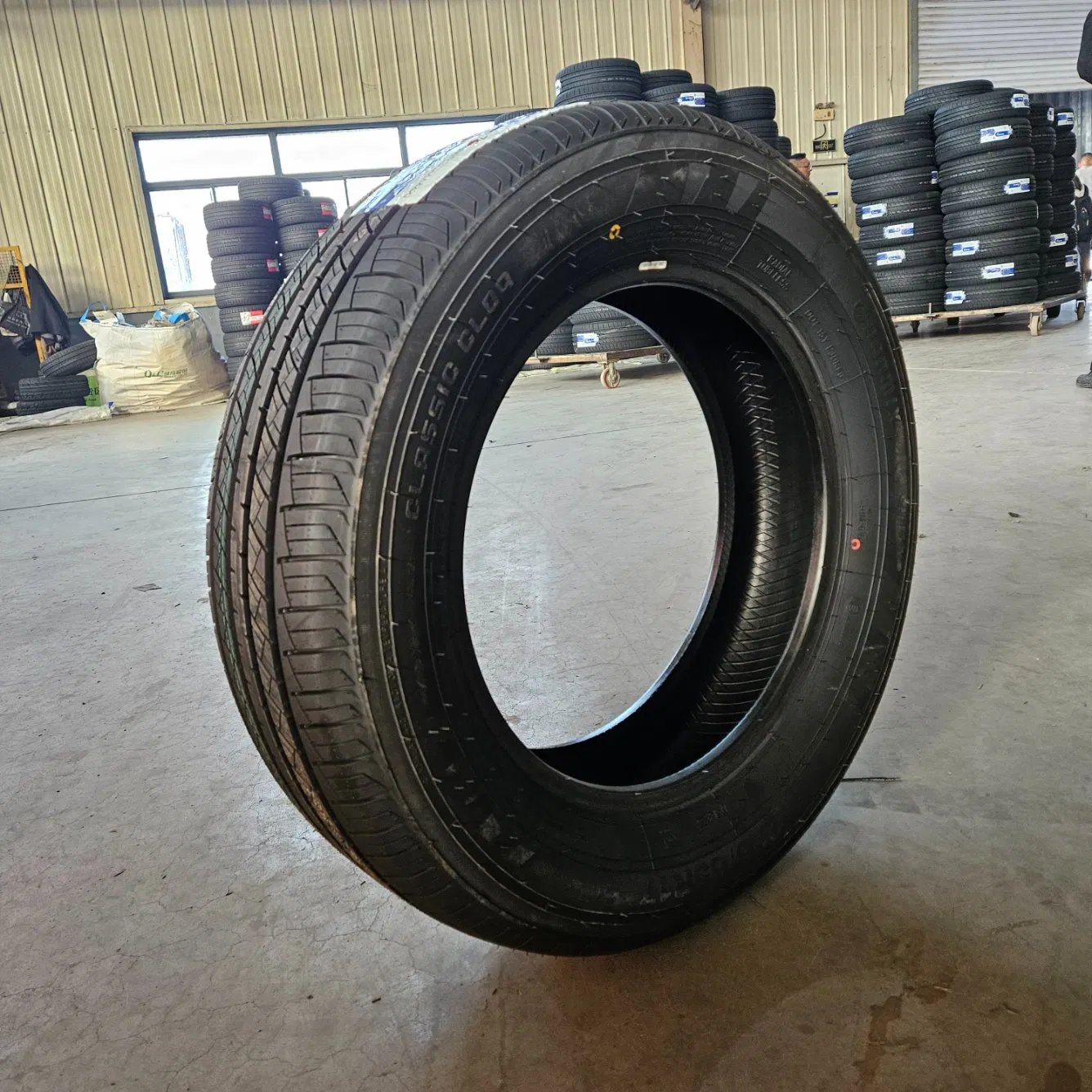 Hanmix Chinese Rubber Tubeless PCR SUV Radial Neumaticos Gcc R16 R17 R18 R19 Truck Four Wheeler All Season Tires Pneus De Voiture Passenger Car Tyre Llantas