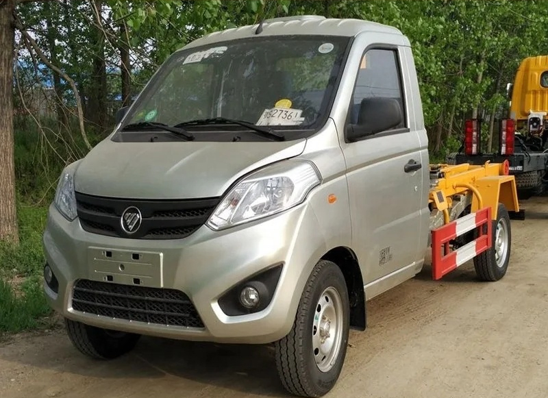 Foton Petrol Gasoline Light 2 Cubic Meter 1ton-2ton 2m3 2 Tons Rubbish Truck