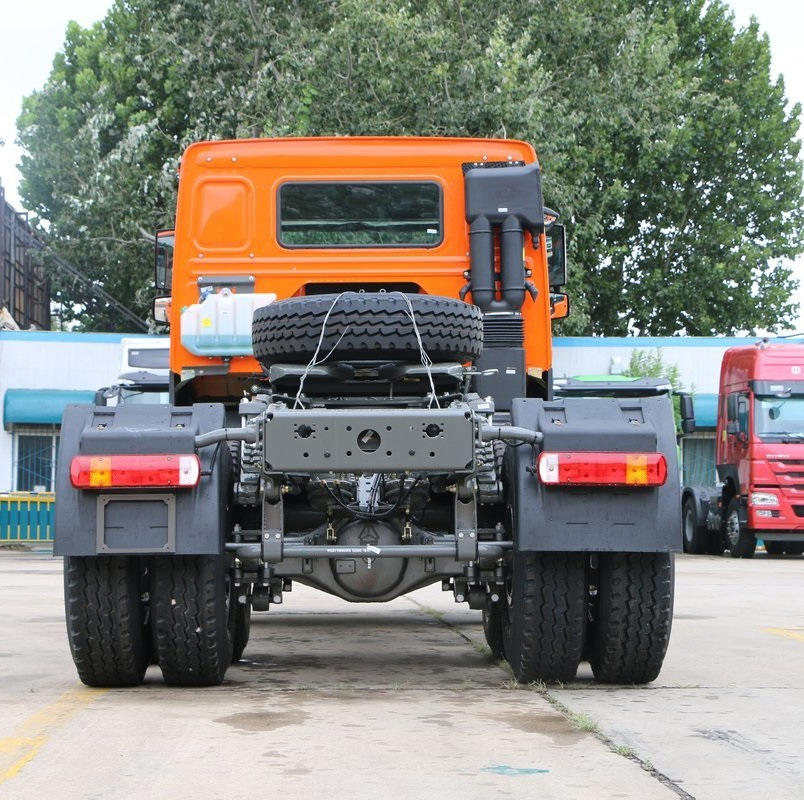 Used Truck New Truck Hot Sale Chinese Brand 4X2 371HP/380HP/400HP/420HP Professional Commercial Hauling Solution HOWO Remanufactured 6X4 Tractor Truck