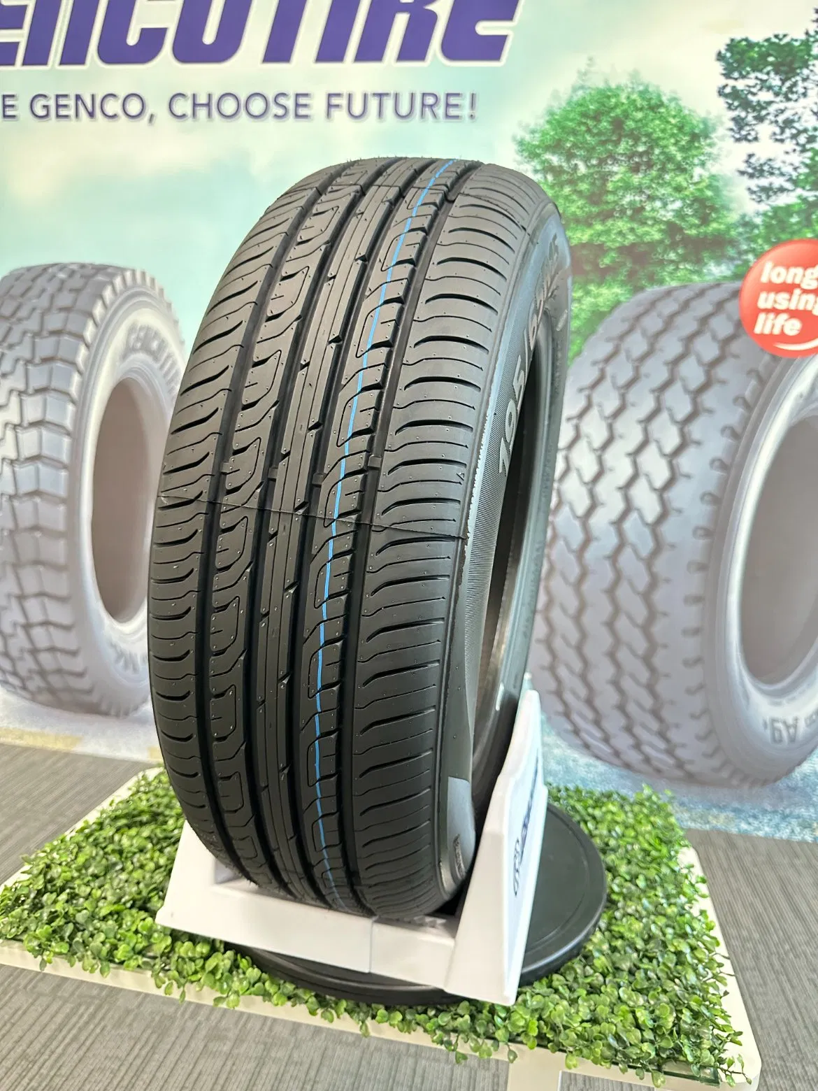 PCR HP/UHP/Ht/at/Mt/Summer Tires, All-Terrain Tire SUV Commercial Tire Light Truck Passenger Car Tire All-Season Tire Supplier High-Quality Durable Tire