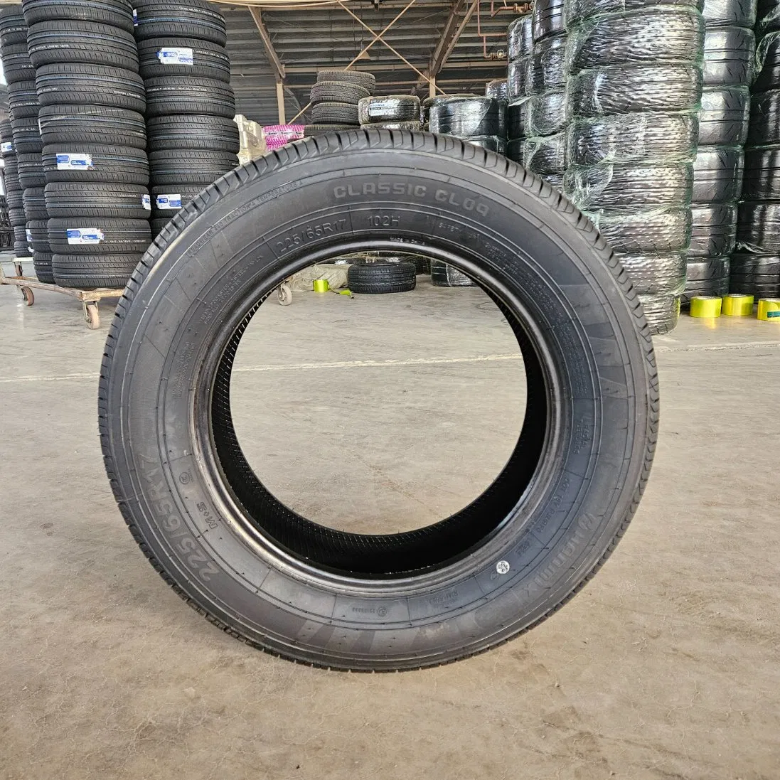 Hanmix Chinese Rubber Tubeless PCR SUV Radial Neumaticos Gcc R16 R17 R18 R19 Truck Four Wheeler All Season Tires Pneus De Voiture Passenger Car Tyre Llantas