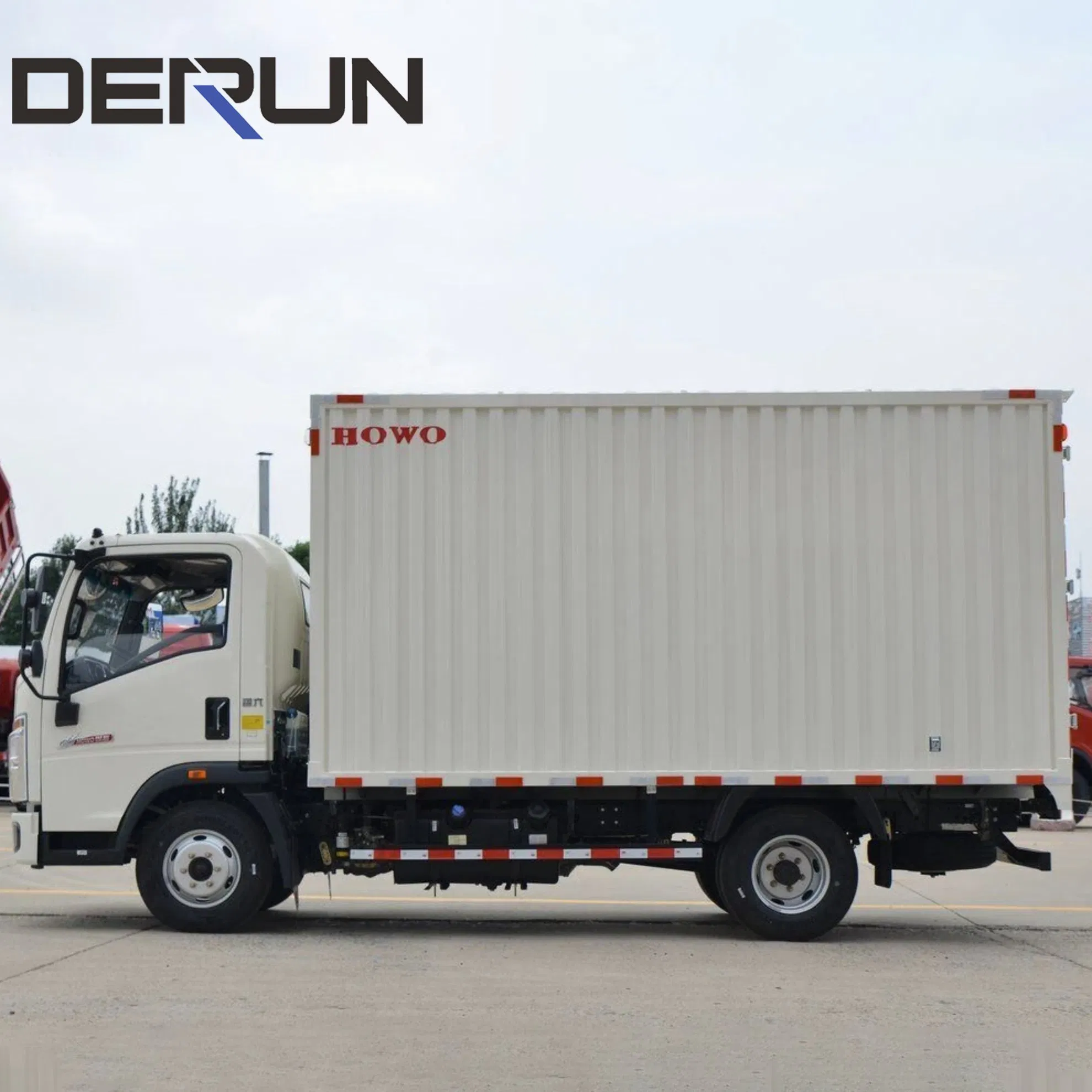 Sinotruk HOWO Light 5tons Van Cargo Truck for Sale