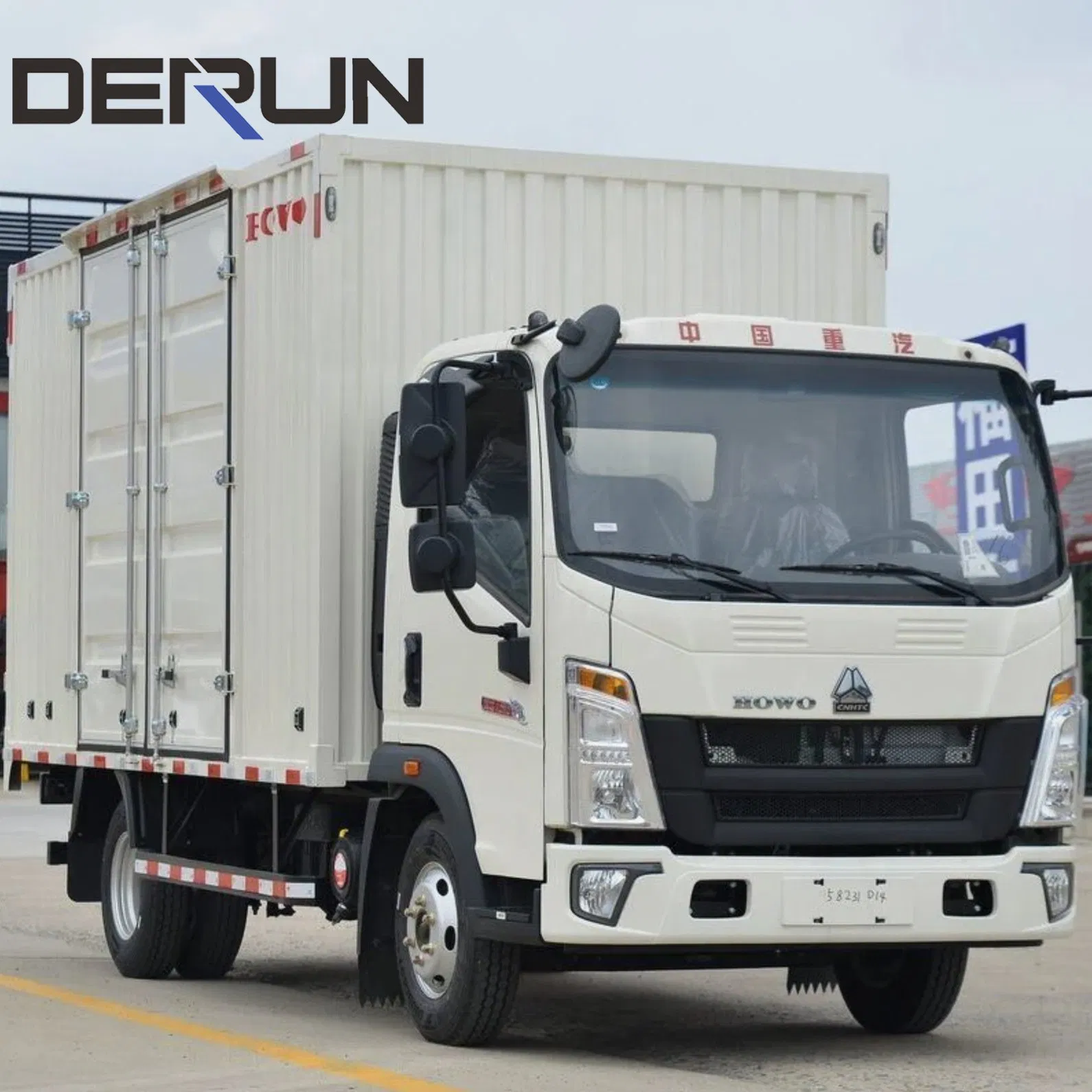 Sinotruk HOWO Light 5tons Van Cargo Truck for Sale