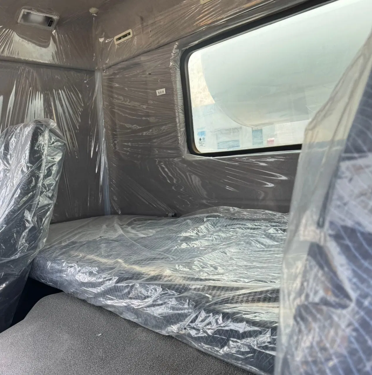 HOWO Sinotruck/Euro2/10cbm/10m3/Light Hand Driving Rhd/371HP/6*4 Cement Concrete Drum Mixer Truck for Sale