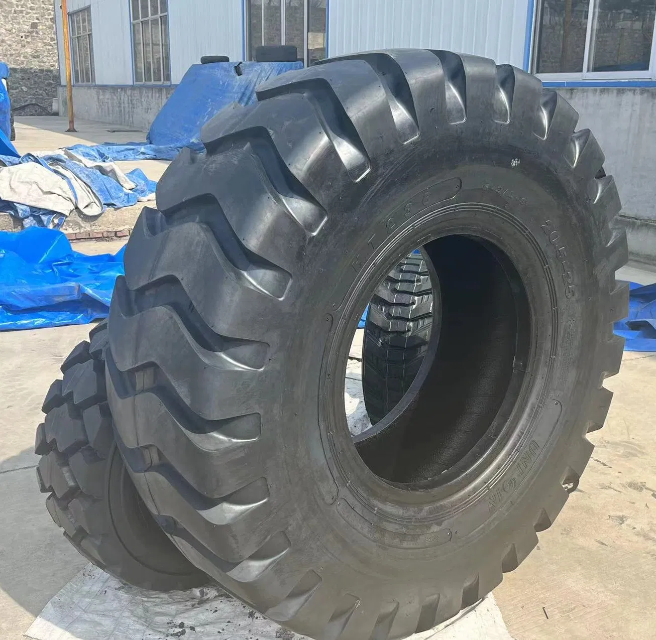 23.5-25 Tt/Tl 24pr off The Road Bias Tyre OTR Industrial Nylon Tires