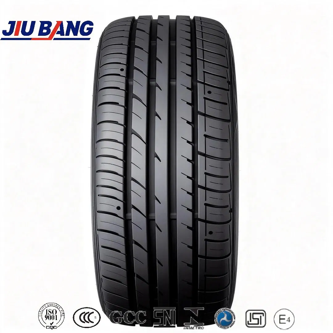 China Passenger Car Tire PCR Radial Tubeless Car Tyre 13 14 15 16 17 Inch All Season Tire