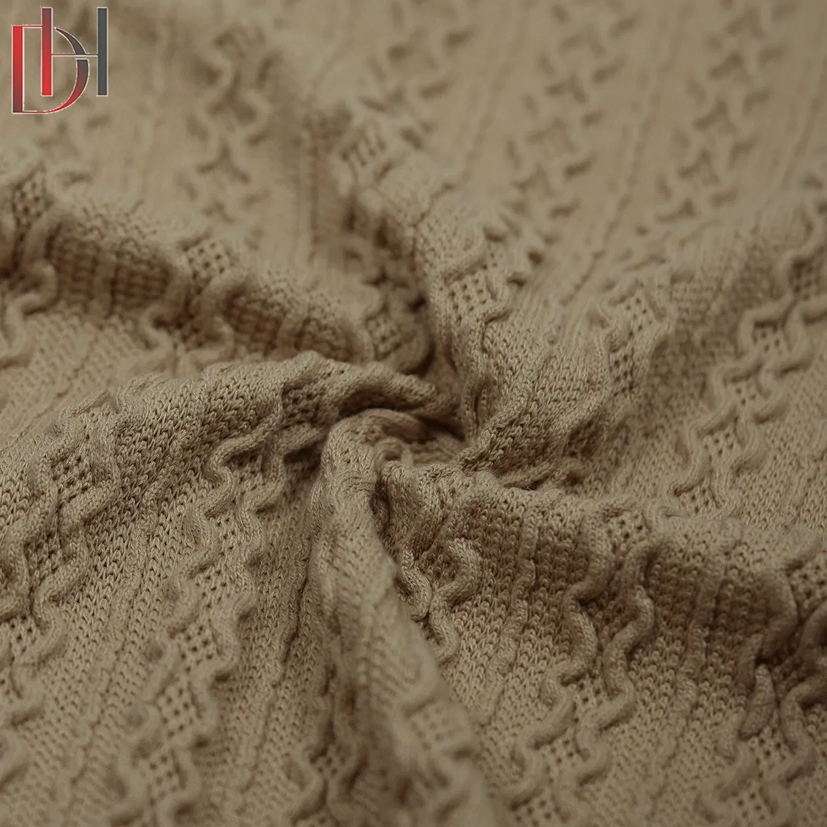 Customized High-Quality Medium Weight Knitted Winter Braid Wool Sweater Clothing Fabric