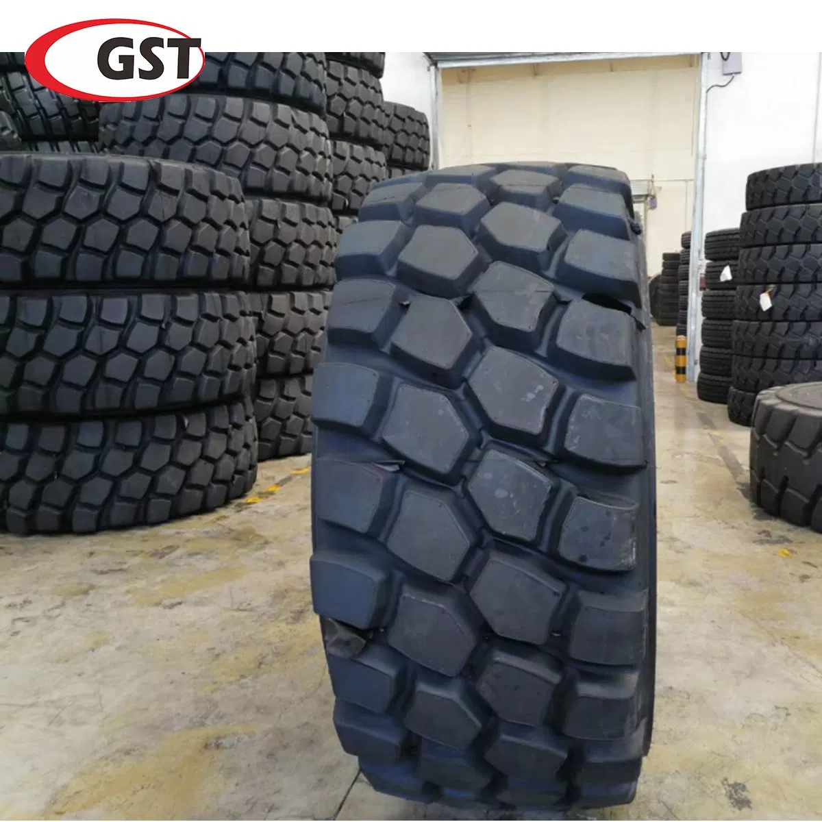 Car Tyres, Port OTR Tyre, Truck Tyre, TBR, Passenger Car Tyre, OTR Tyre, Excavator Tyre, Agriculture Tyre