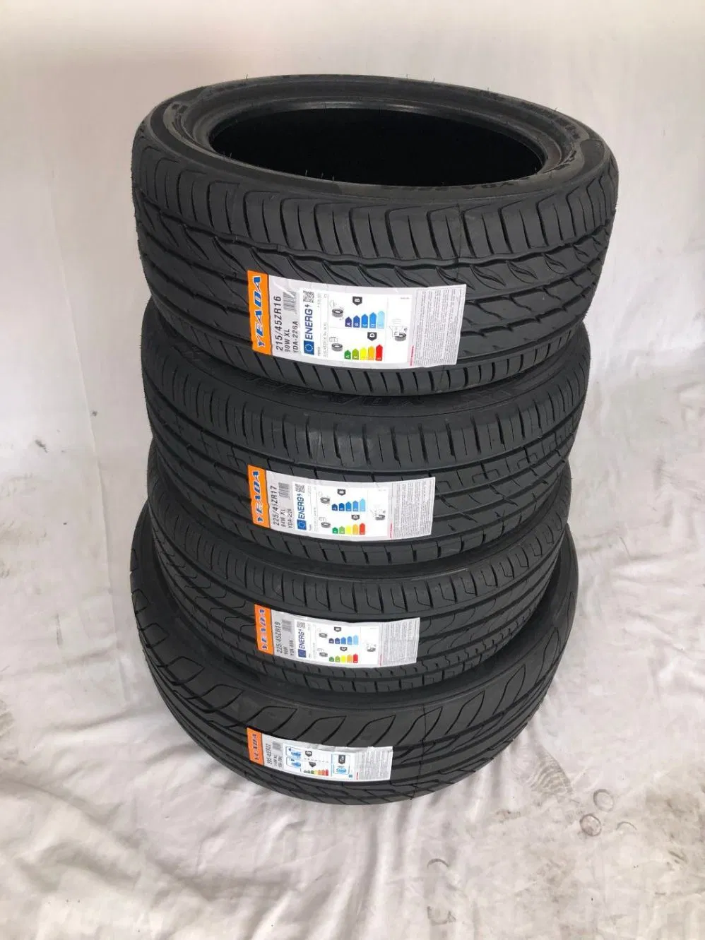 Farroad Yeada Saferich All Season Winter UHP HP Sport Run-Flat Truck Tyre Mud at Mt Ht Van Car Tyre Tire 265/60r18 265/65r17 33*12.5r18 195r15c 205r14c