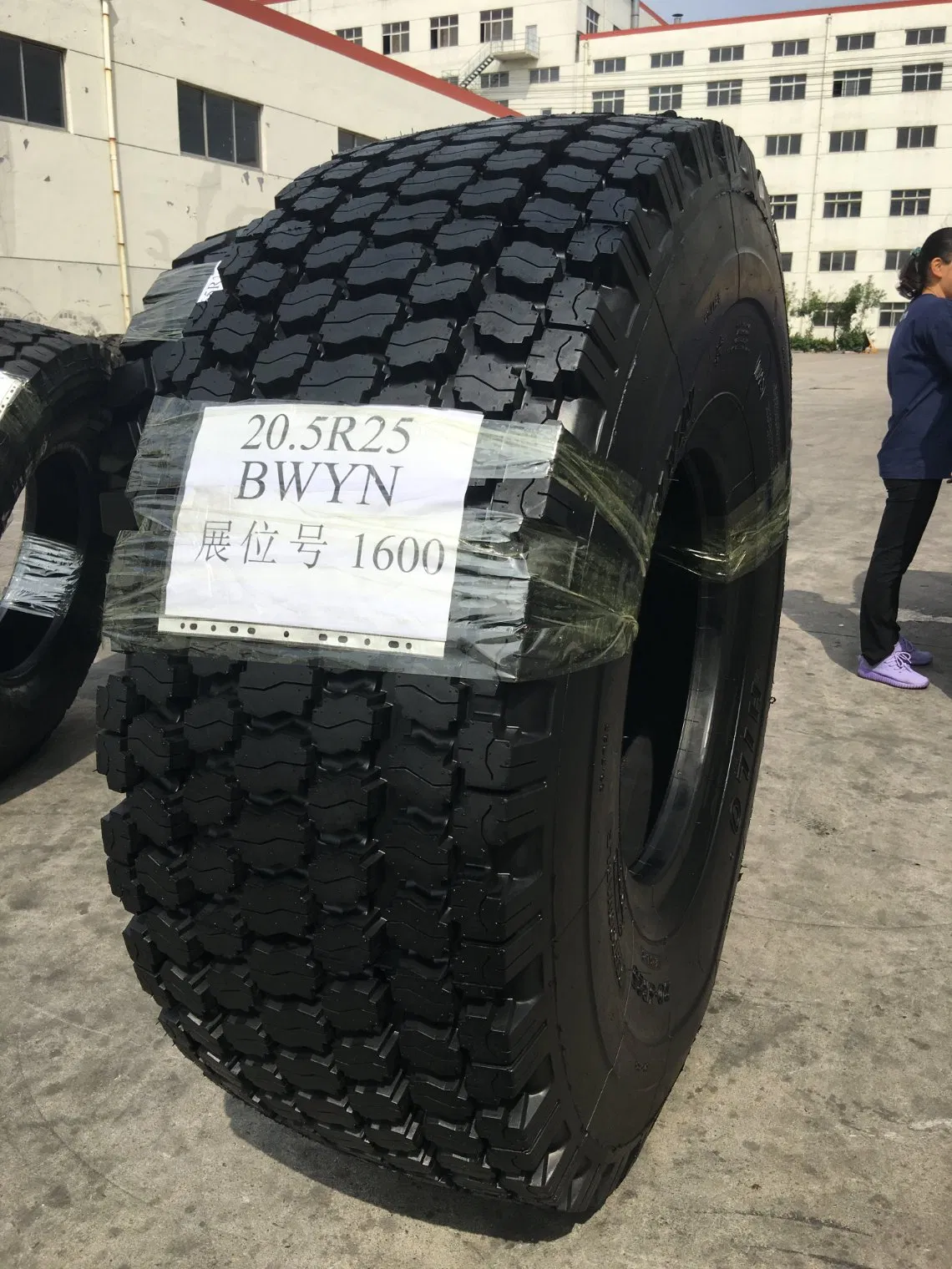 29.5r25 17.5r25 23.5r15 China Factory off The Road Tyre Radial OTR Tyre Snow