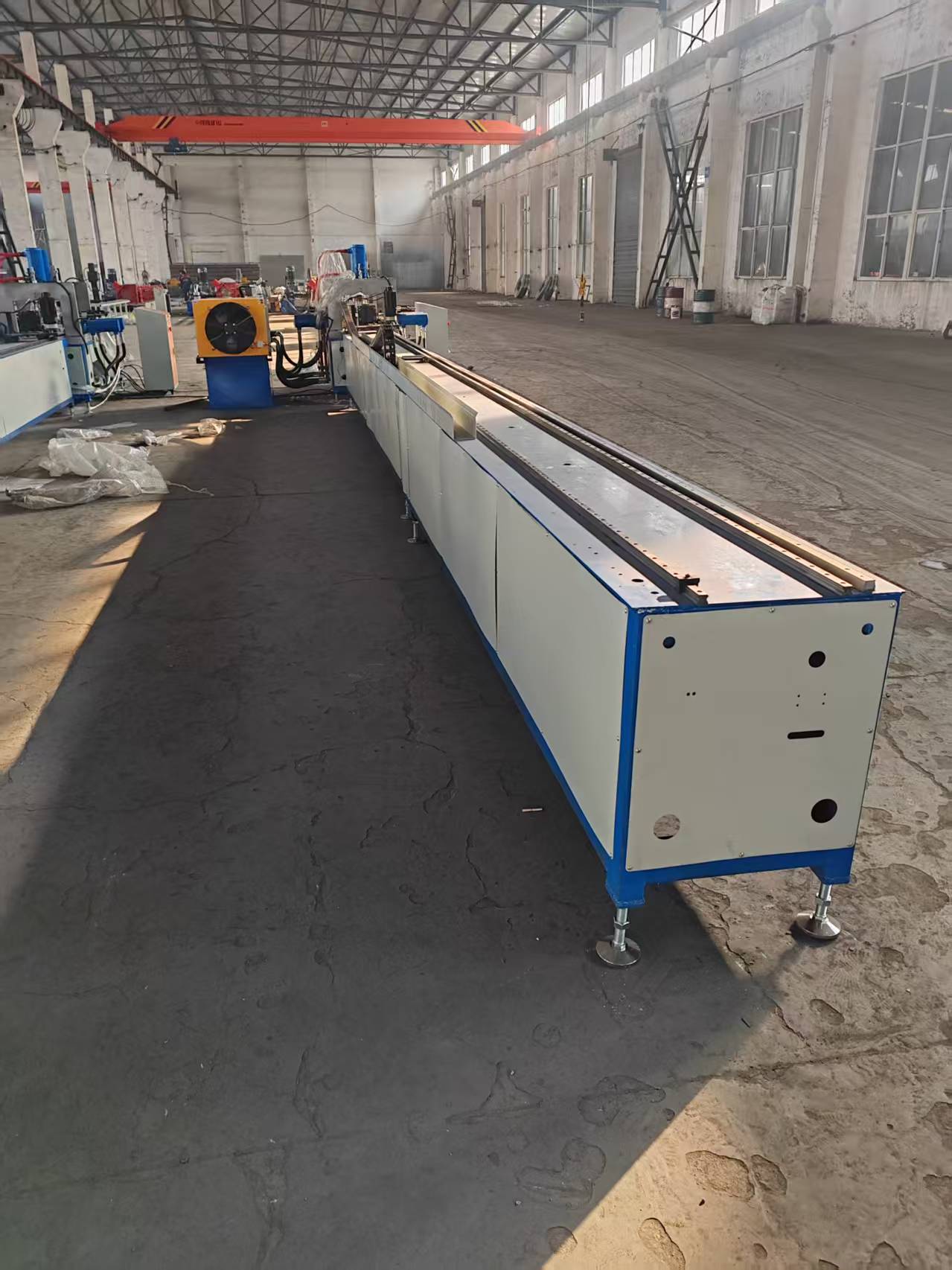 Factory Sale Hydraulic Full Automatic CNC Tube Punching Machine Pipe Hole Punch Machine Cnc Square Pipe Punching Machine