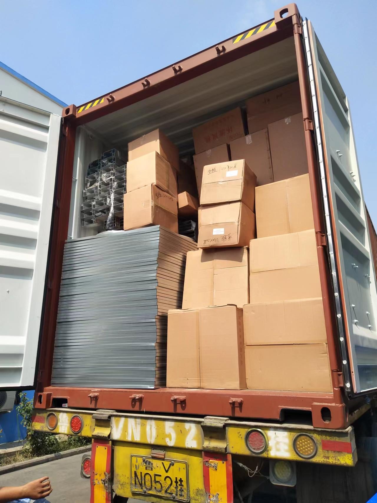 Warehouse loading 1