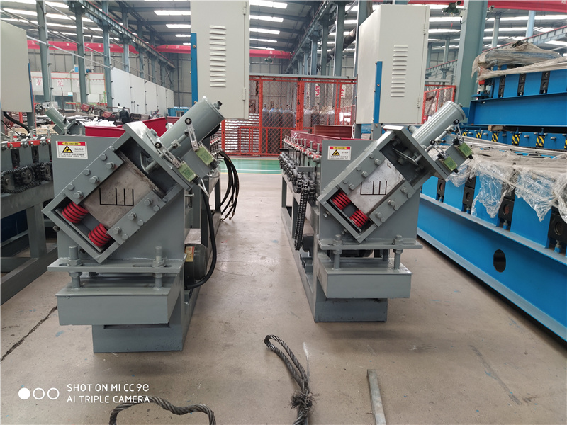 Purlin machine