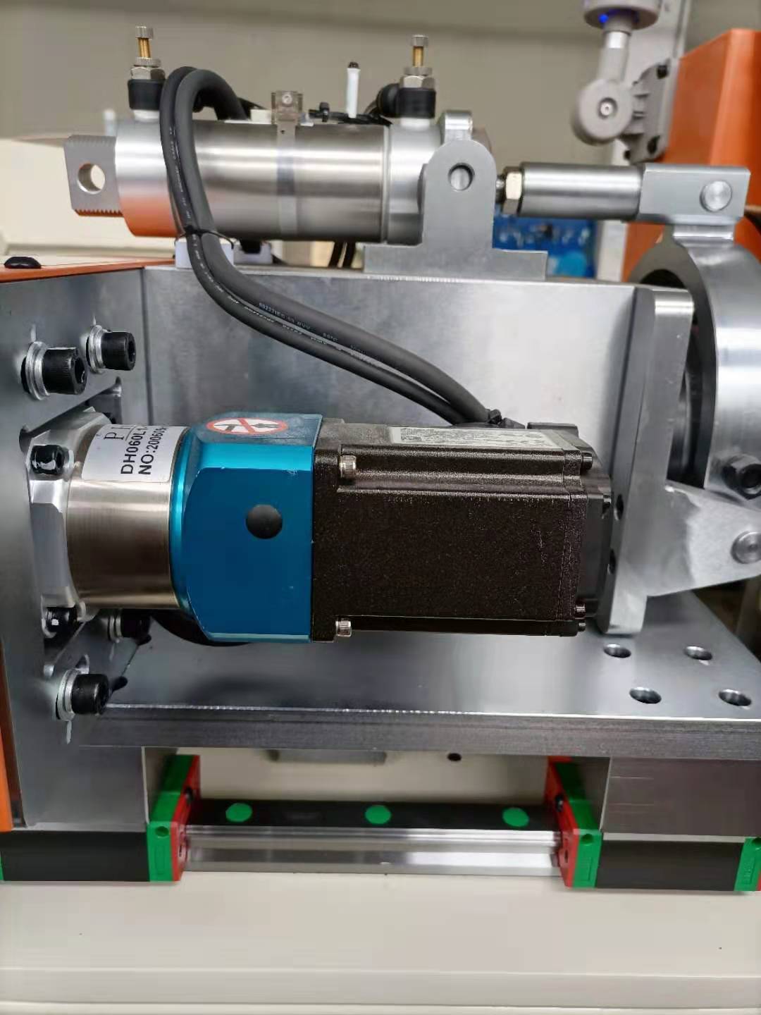 CNC Automatic Manifold Punching Machine High-Speed Precision Hole Drilling for Pipes New Condition Pneumatic Power Source
