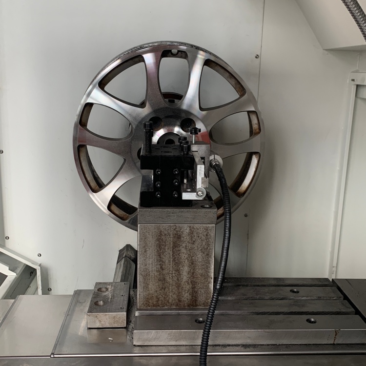 Wheel Repair Lathe Product Image 2