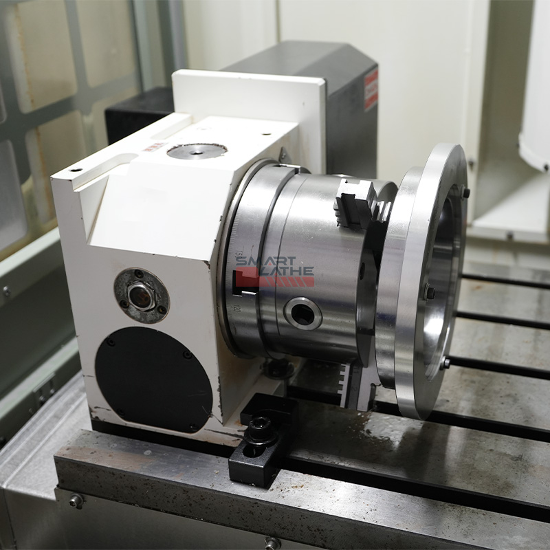 CNC Vertical Machine SmartBrain BT30 CNC Machining Center with 3 Axis SYNTEC and ATC System CNC Vertical Machining Center