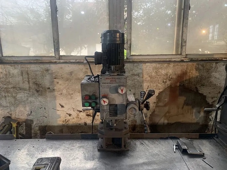 Milling and Drilling Machine