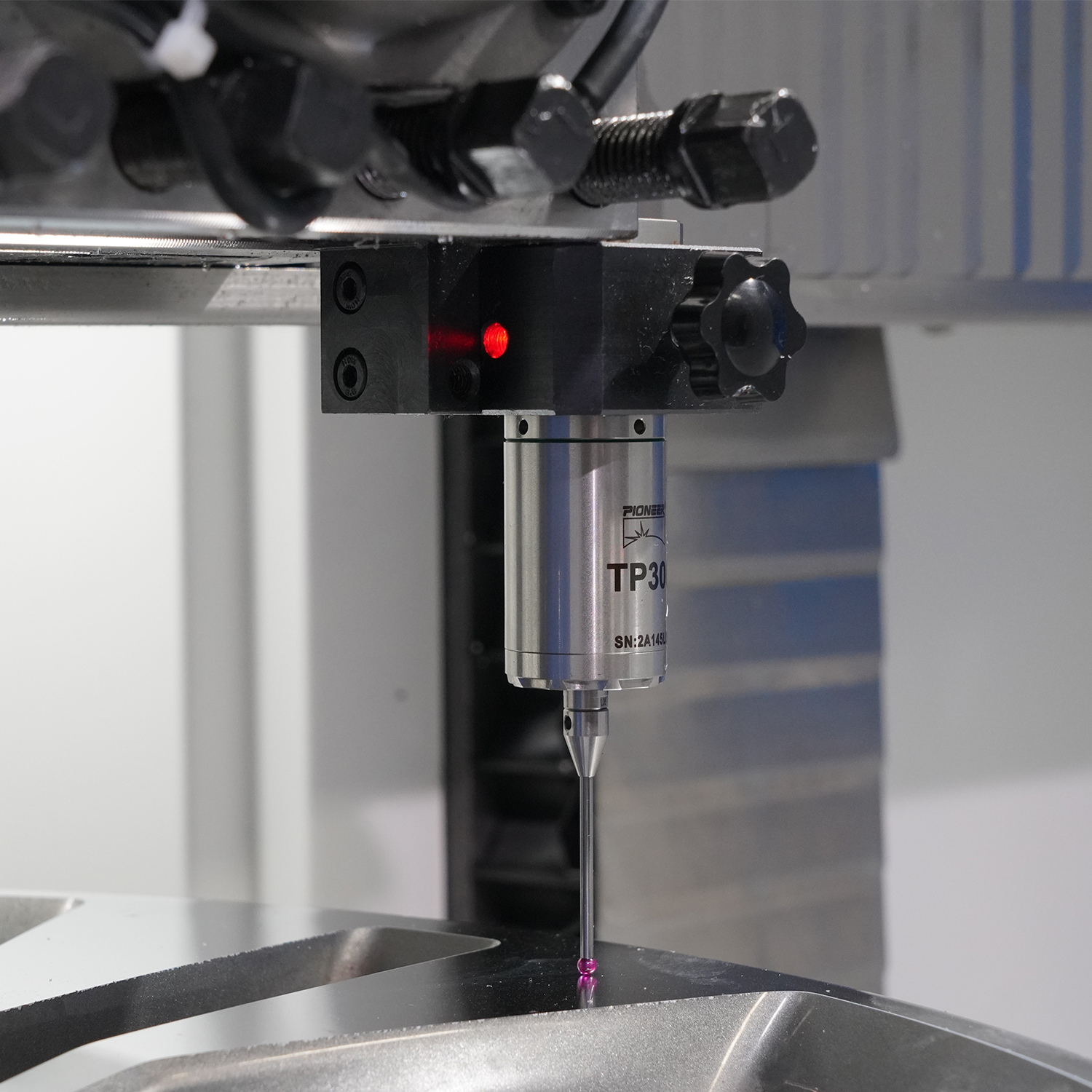 China Vertical Wheel Repair Cnc Lathe with Rim Repair and Lathe Machine Alloy Wheel DCM32P-S