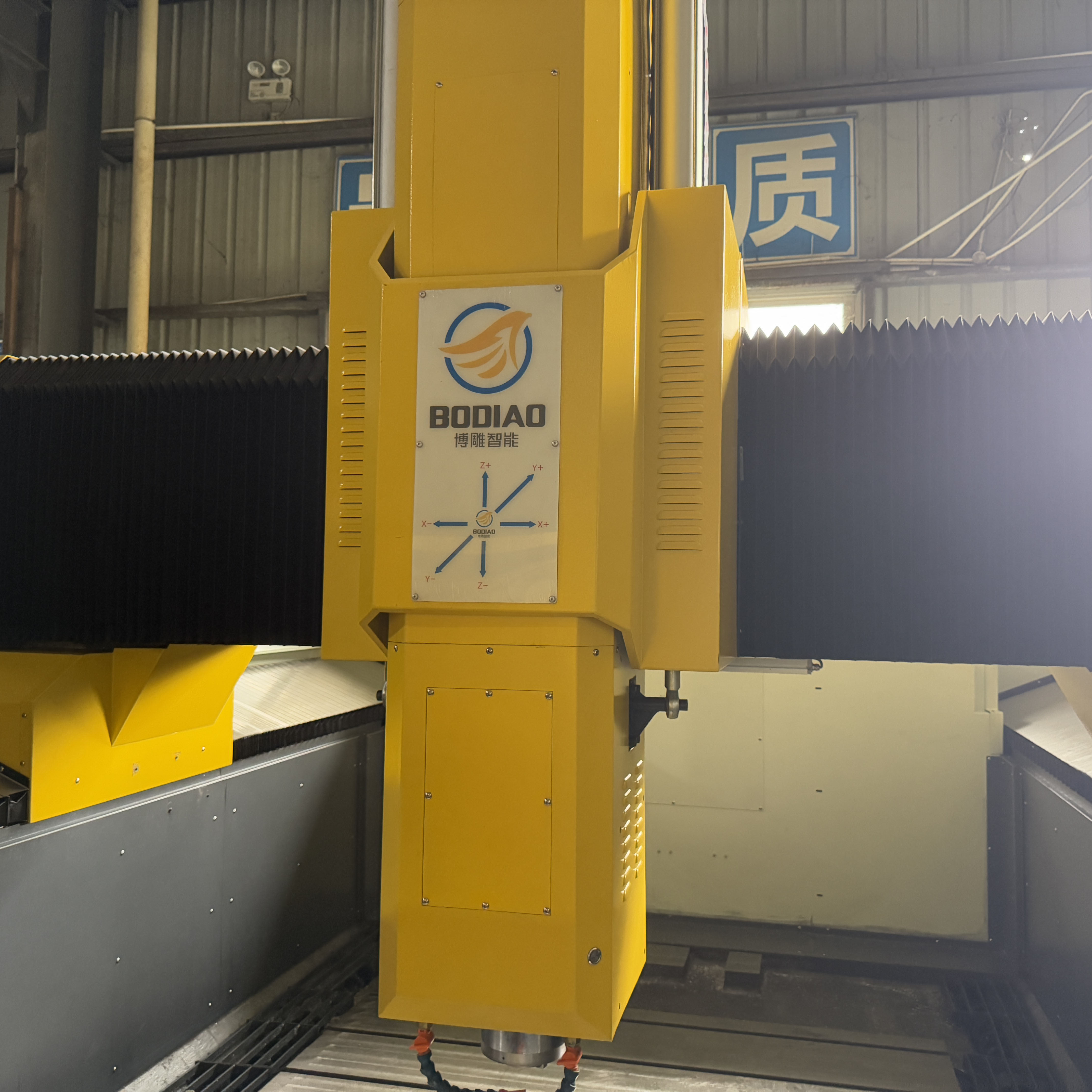Gantry CNC Machining Center for Die &amp; Mold Making 5-Axis BT40 Spindle Single Spindle Auto Tool Changer High Precision
