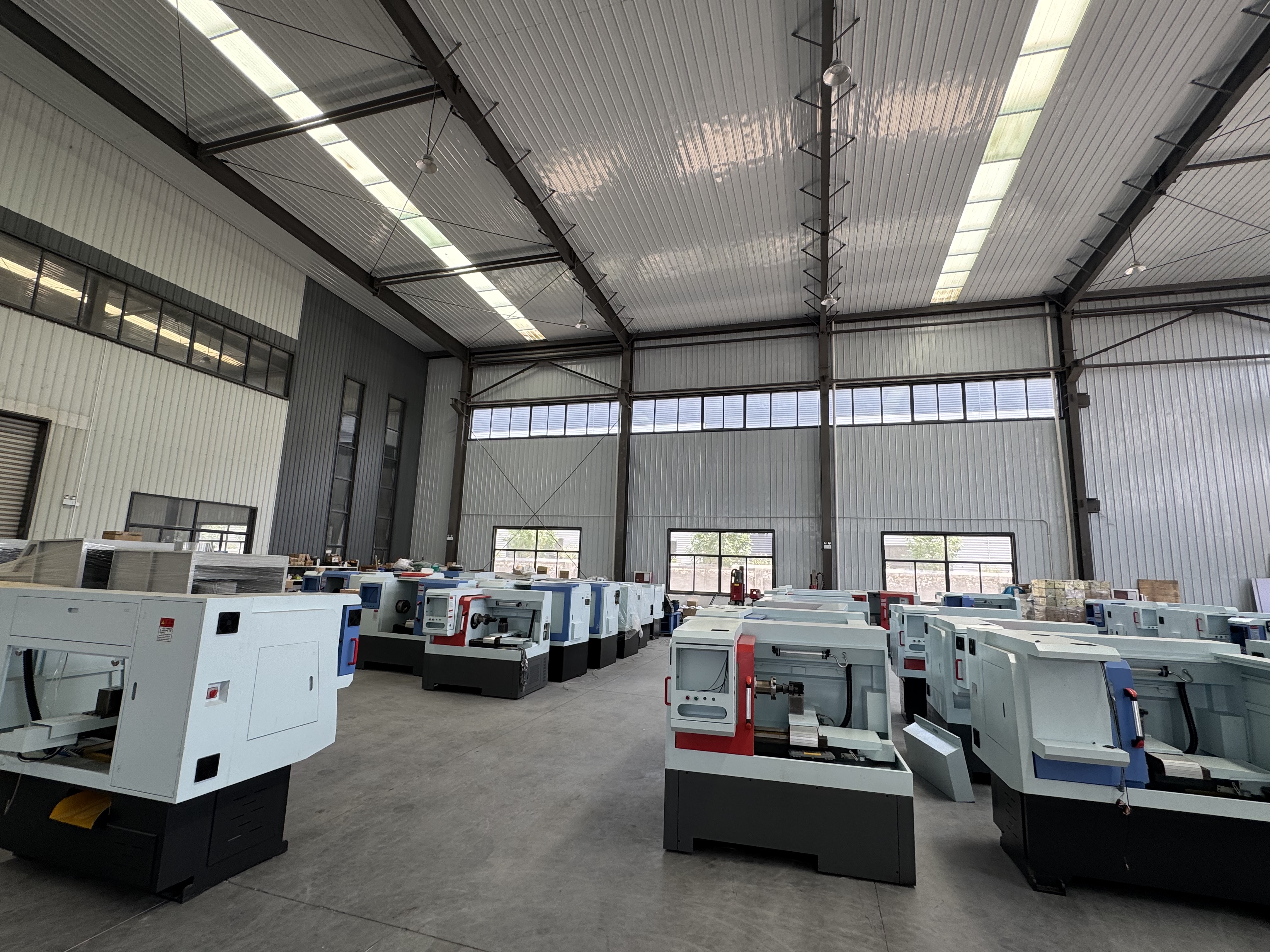 Tricar Hot Selling CE Certification CNC Auto Hub Repair Machine Automatic Wheel Rim Lathe for Alloy Rim Vehicle Equipment