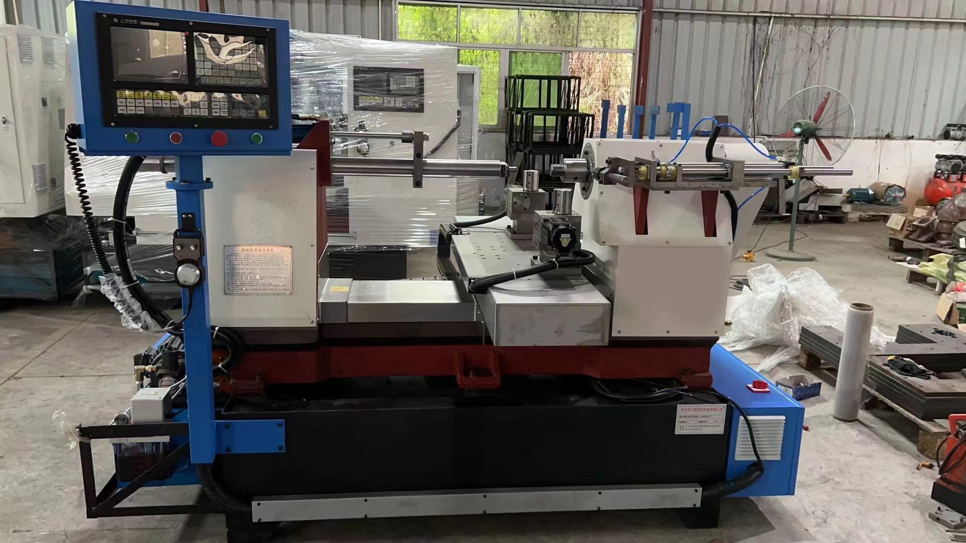 CNC Spinning Machine Detail View