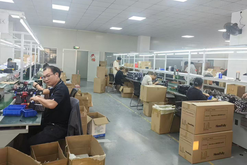 Xiaosan LED Factory - SMT Production Line and Assembly Workshop