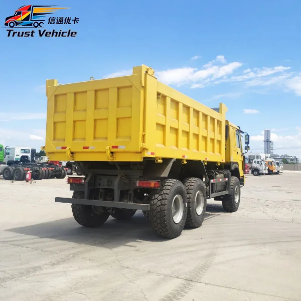 Sinotruk Howo 6×6 All-Wheel-Drive Off-Road Mining Dump Truck