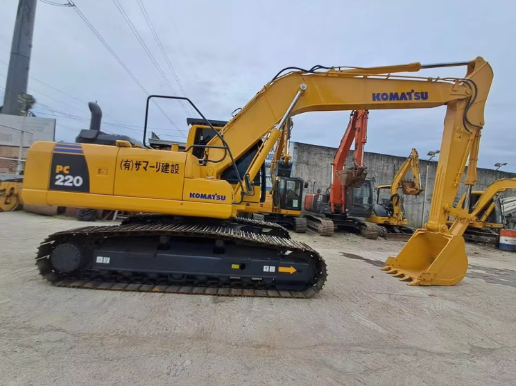 Japan Komatsu 20 Ton Pc220 Excavator