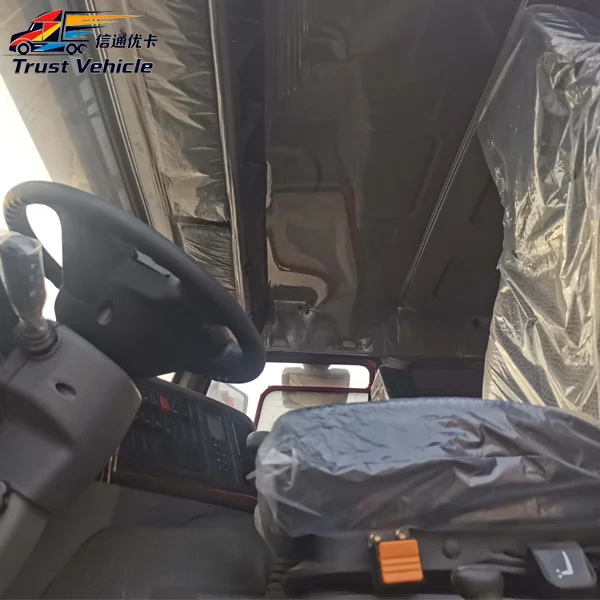 Sinotruck HOWO 6×4 Stake Cargo Truck
