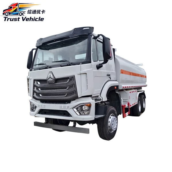 Sinotruck HOWO 6×4 Fuel Tank Truck