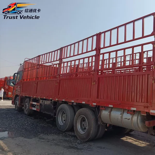 Foton Auman 8×4 Stake Cargo Truck