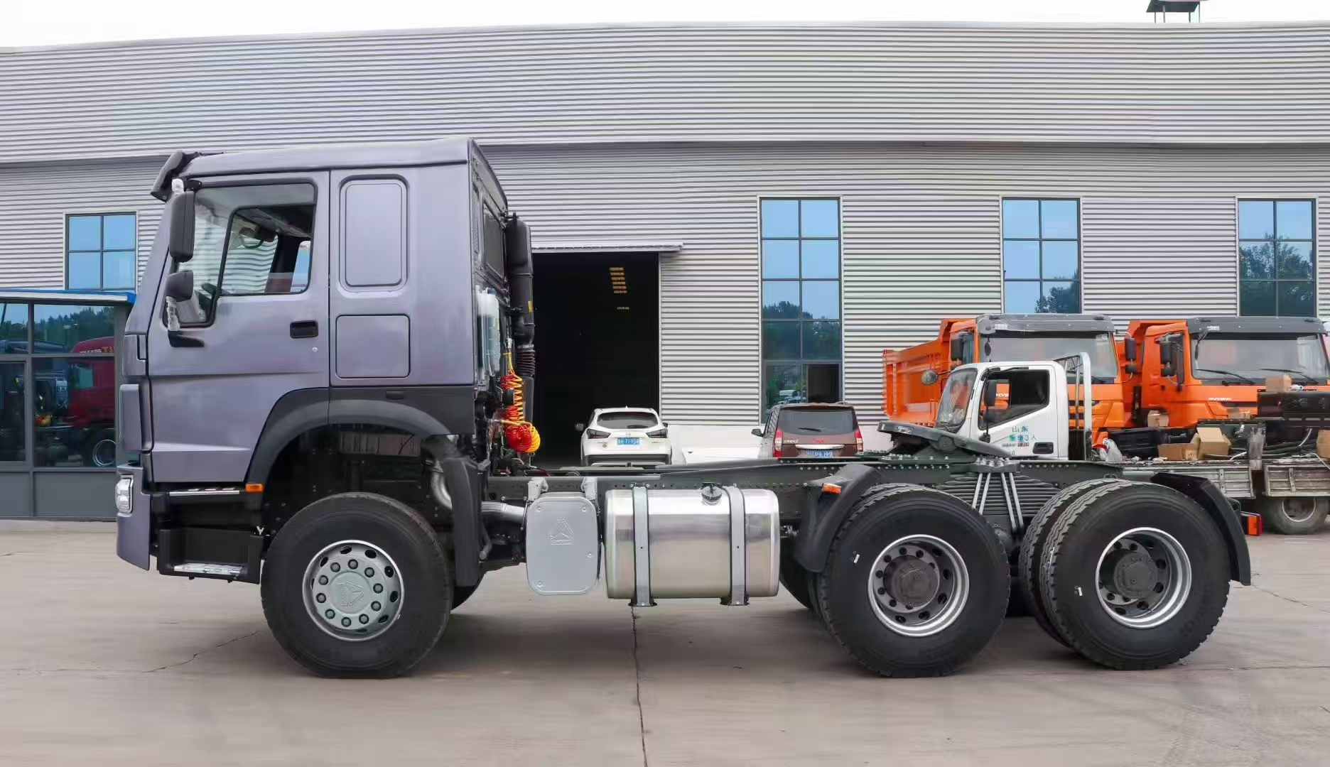 Sinotruk Howo 6×4 Tractor Truck 10 Wheels 371