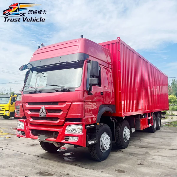 Sinotruck HOWO 8×4 Closed Box Cargo Truck